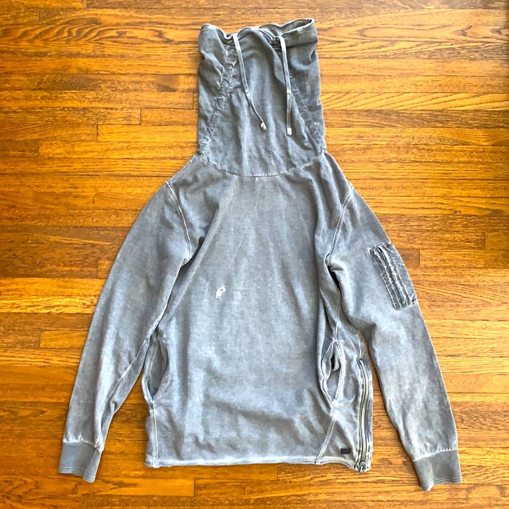 Men’s True Religion Gray lightweight Cotton Snorkel neck Sweatshirt